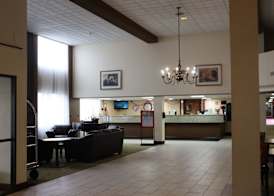 Clarion Hotel & Conference Center Lansing West 5