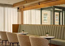 Piccadilly Central Apartments by MAX 3