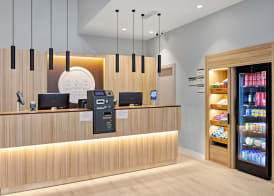 B&B HOTEL Logroño Las Cañas 2