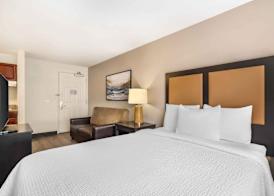Extended Stay America Suites - Tampa - Airport - N Westshore Blvd 5