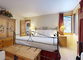 Tamarack Townhomes - CoralTree Residence Collection 2
