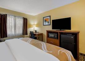 Quality Inn Ashland I-71 and US 250 5