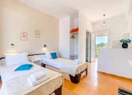 Sandy Beach Complex by Konnect - Poolside Studios and Seaside Apartments 2