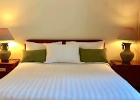 Surin Bay Inn 3