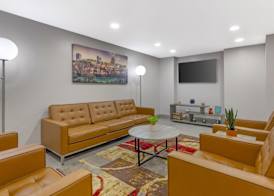 Best Western Plus Raleigh Crabtree Valley Hotel 2