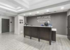 Hampton Inn Salem, VA 4