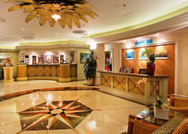 Ramada Plaza by Wyndham Waikiki 4