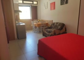 Monolocale Rosso 5