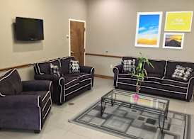 Days Inn by Wyndham Baytown East 5