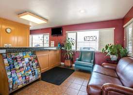 Rodeway Inn Fallbrook Downtown 3
