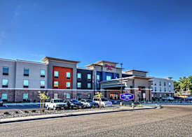 Hampton Inn Fresno Airport 2
