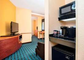 Fairfield Inn and Suites by Marriott Lakeland Plant City 3