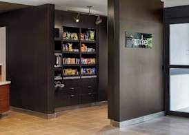 Courtyard by Marriott Pittsburgh Airport 4
