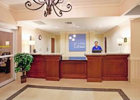 Holiday Inn Express & Suites CAMDEN-I20 (HWY 521) by IHG 2