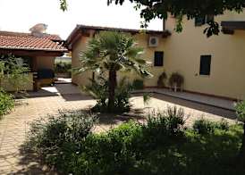 I Lecci Guesthouse 3