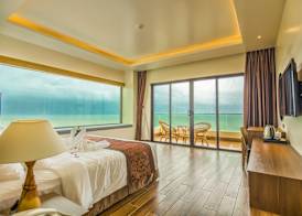 Coral Bay Resort 5