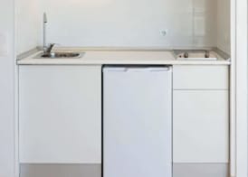 Neighbours Beach Apartments 5