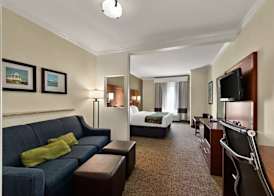 Comfort Suites Corpus Christi Central 5