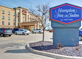 Hampton Inn & Suites Peoria at Grand Prairie, IL 3