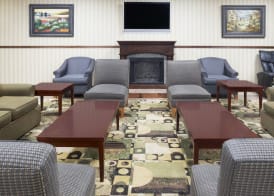 Days Inn by Wyndham Columbus-North Fort Moore 2