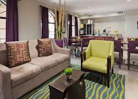SureStay Hotel by Best Western Deer Park 2