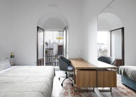 Numa Seville Solea 4