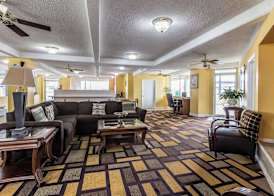 Econo Lodge Byron near Historic District - Warner Robins 5