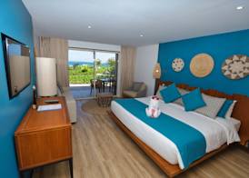Orient Beach Hotel 5