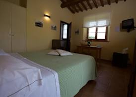 Bio Agriturismo Il Torrione 4