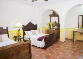 Casa De Las Columnas 4