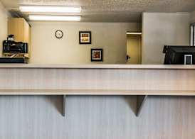 Rodeway Inn Auburn Hills - Detroit 2