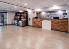 Hampton Inn Commerce 3
