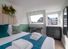 37 Doughty Street - Urban Apartments 4