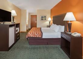 Baymont by Wyndham Midland 5