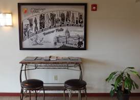 Super 8 by Wyndham Beaver Falls 2