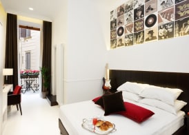 NAP Luxury Guest House Bovio 4
