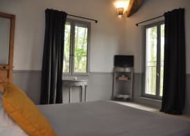 Le Mas des Cerisiers JACUZZI et SAUNA inclus pour tous les logements 2