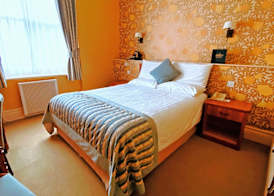 Metropole Hotel and Spa 5