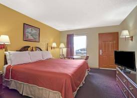 Travelodge by Wyndham Forest Park Atlanta South 4