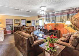 Rodeway Inn Rifle 5