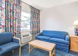 Knights Inn Kissimmee 3