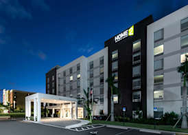 Home2 Suites by Hilton Ft. Lauderdale Airport-Cruise Port 4