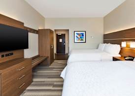Holiday Inn Express & Suites MILAN – SANDUSKY AREA by IHG 4