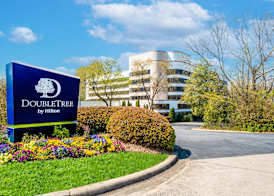 DoubleTree by Hilton South Charlotte Tyvola 2