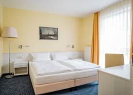 Point Hotel Apartments and Rooms 4