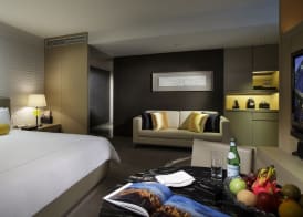 InterContinental Hotels SHANGHAI JING'AN by IHG 3