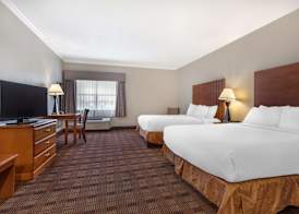 Best Western Club House Inn & Suites 5