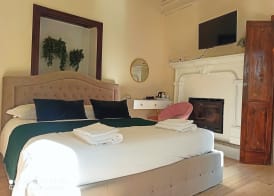 Essentia Guest House 2