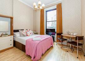 Russell Square Hotel 2