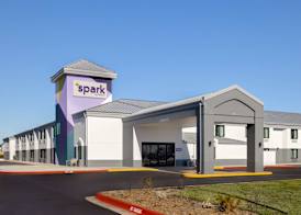 Spark by Hilton Bentonville 2